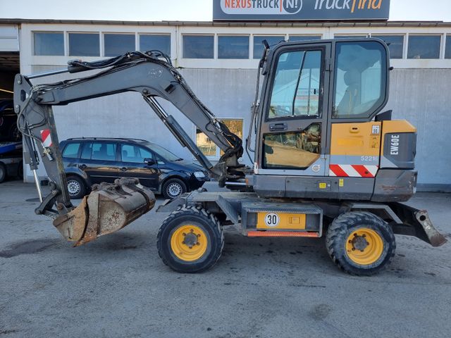 Volvo EW60E //3x löffel/Hydraulische Schnellwechsler