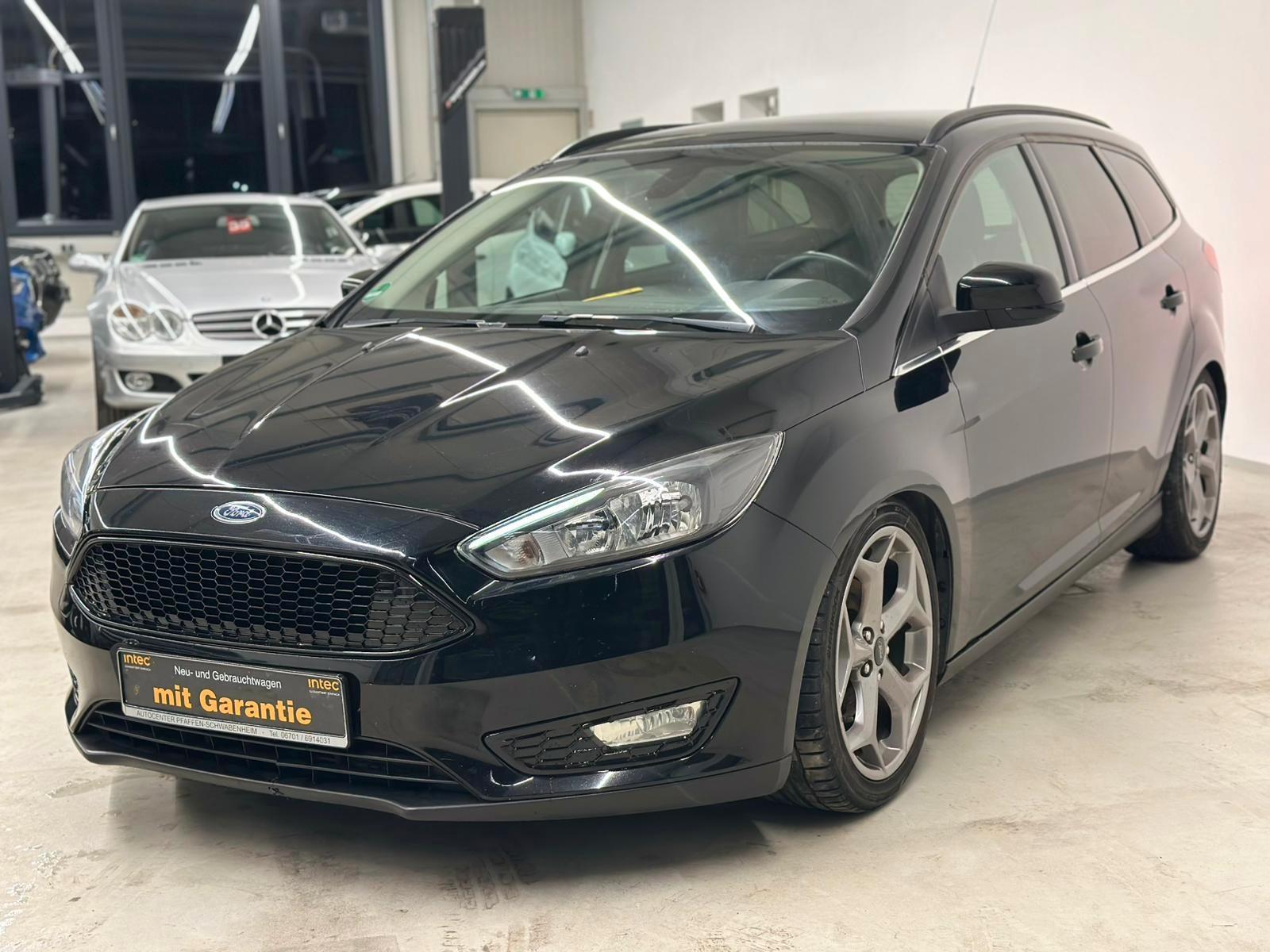 Ford Focus 1,5 Titanium*Tempomat*PDC+Cam*SiHZ*NAVI