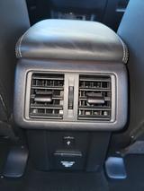 Mitsubishi Outlander 2.4 MIVEC PLUG-IN HYBRID 4WD Basis... - Mitsubishi Outlander Basis mit Hybrid-Antrieb (Benzin/Elektro)