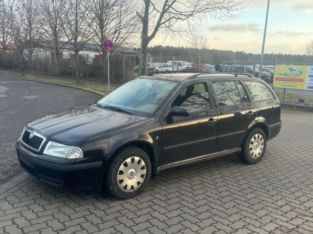 Skoda Octavia Combi Tour