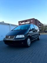 Volkswagen Sharan Family 2.0 In BLacK 1-Hand Sehr Gep... - VW Sharan Gebrauchtwagen in Hamm