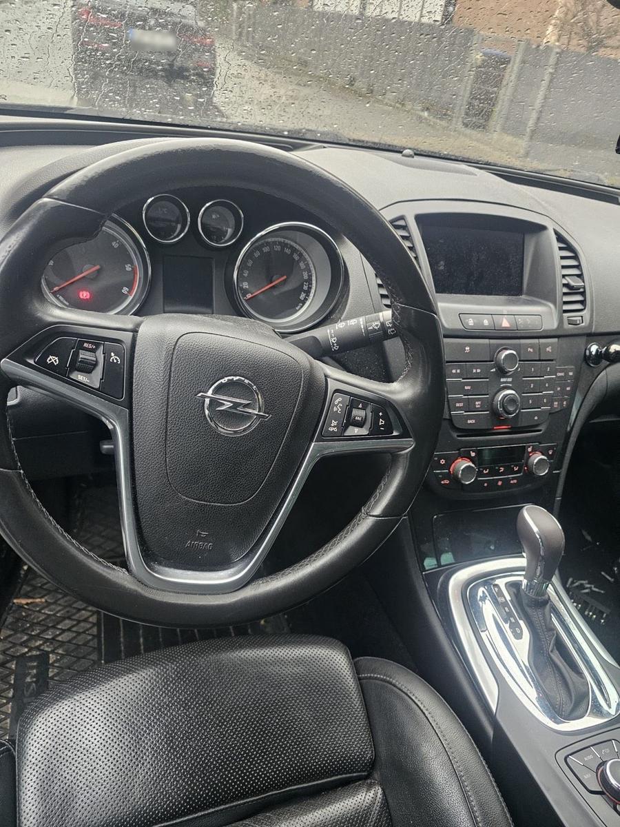 Opel Insignia 2012 — photo 7
