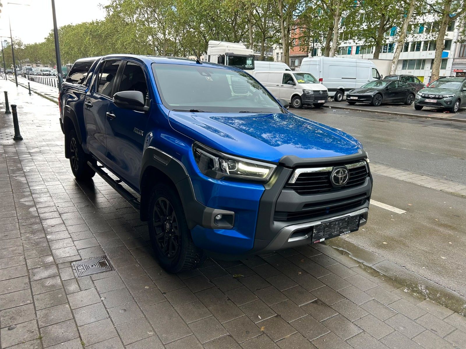 Toyota Hilux 2.8 Invincible imagem 3