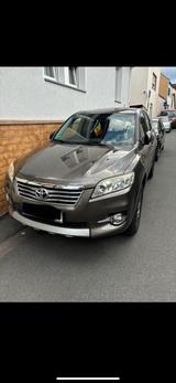 Toyota Rav 4 - Toyota RAV 4 Gebrauchtwagen in Frankfurt