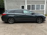Hyundai i40 1,7 CRDi cw Comfort AHK/Winterräder - Hyundai i40 mit Diesel-Antrieb: Kombi, 1.7