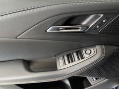 Fahrzeugabbildung BMW 218i Active Tourer -- Leder/ HeadUp/ AHK