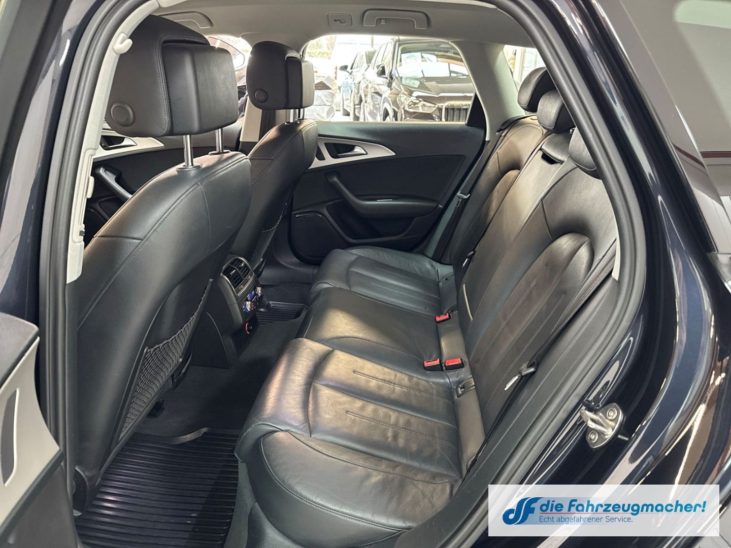 Fahrzeugabbildung Audi A6 Avant 2.0 TDI quattro AHK-klappbar Navi Leder