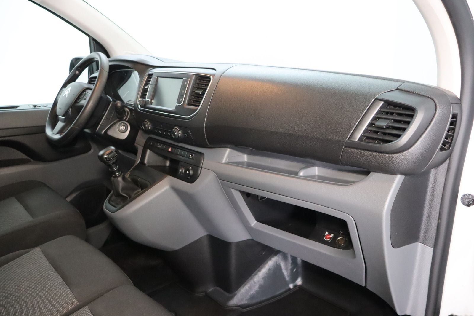 Fahrzeugabbildung Citroën Jumpy Kasten 1.5 HDi L2H1 Klima 1.Hand