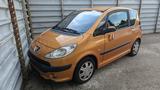 Peugeot 1007 Premium*Automatikgetriebe* - Peugeot 1007: Automatik