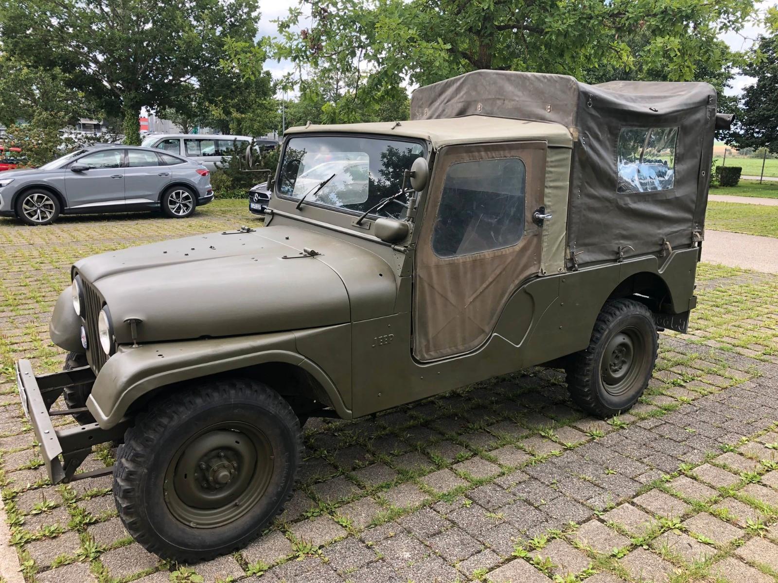 Jeep CJ6 Kaiser, Militär, 6 Sitze, restauriert