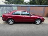 Ford Mondeo 1.8 92 kW Ghia Ghia - Ford Mondeo aus 2001: Ghia