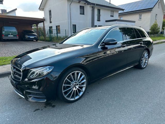 MERCEDES-BENZ E 350 AMG  LED Panorama AHK