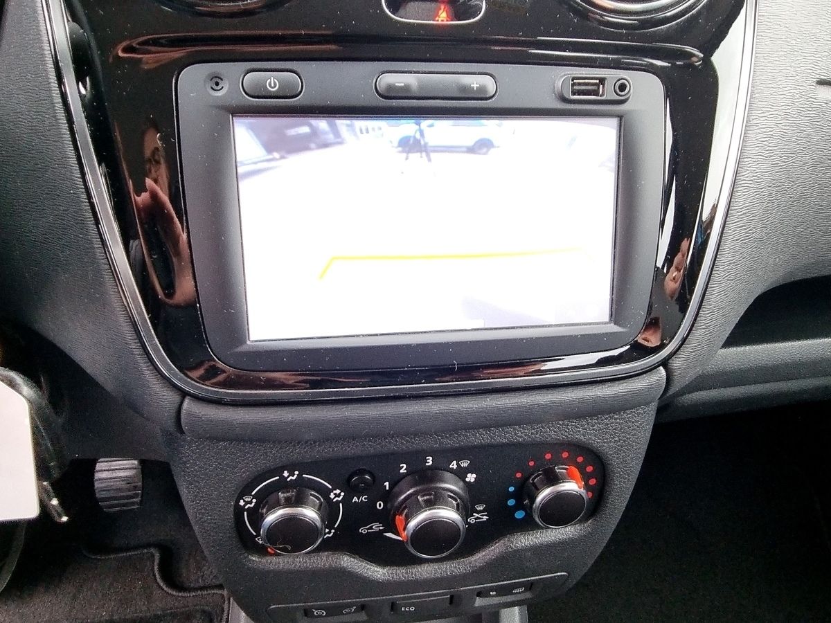 Fahrzeugabbildung Dacia Lodgy Stepway Plus TCe 130