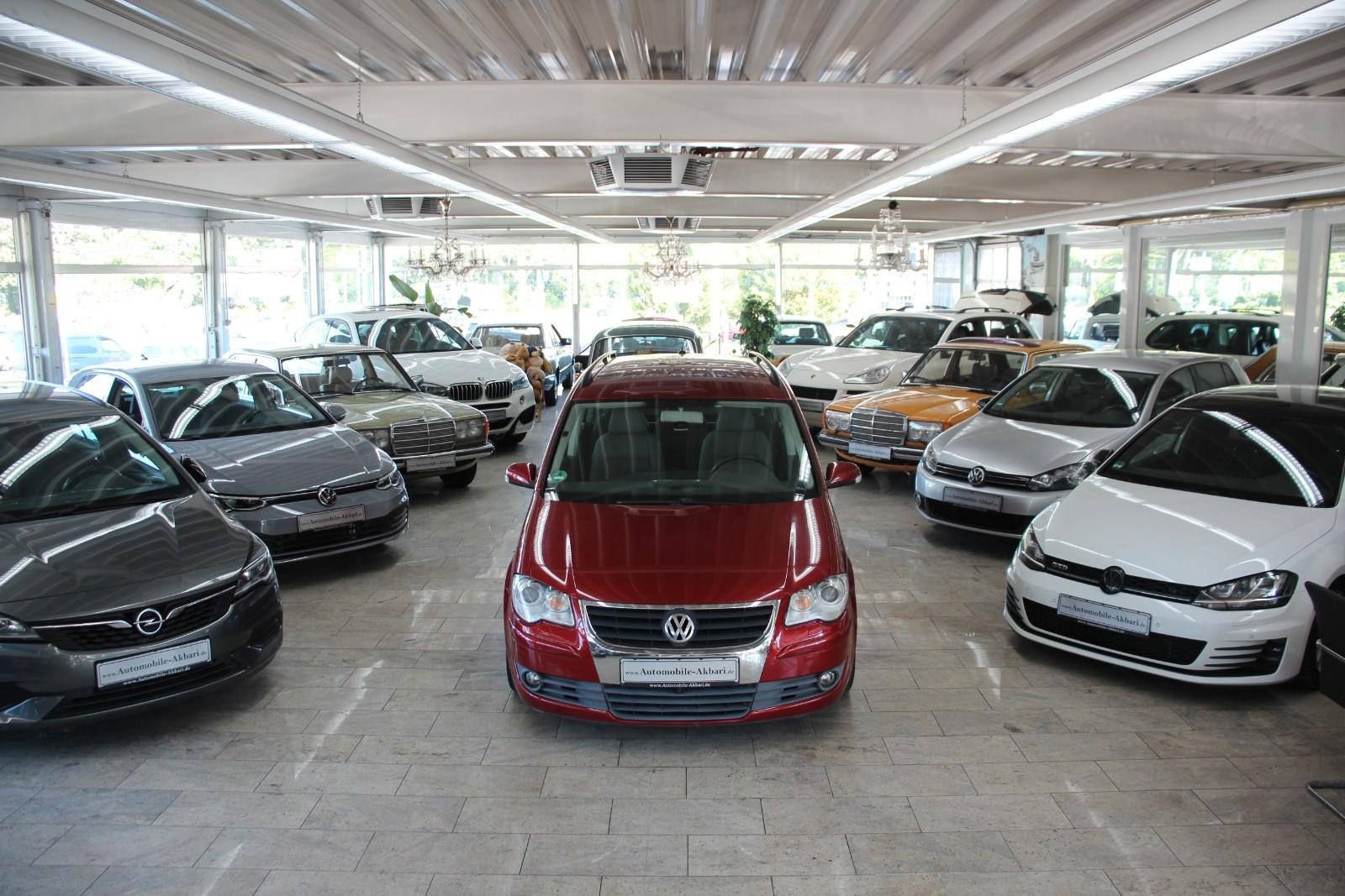 Volkswagen Touran Trendline *Tempomat/Klimaauto/SHZ*