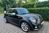 MINI Cooper Erstbesitz Bestzustand Vollausstattung ! - MINI Cooper in Bremen