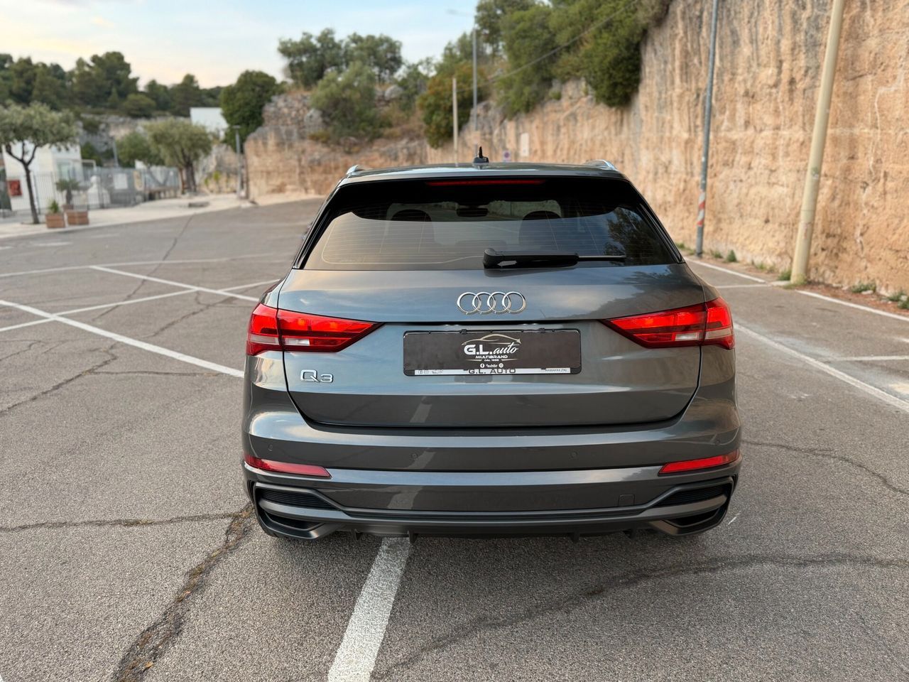 Audi Q3 S-LINE EDITION/2.0 150CV/ 20"/IVA ESPOST imagem 3