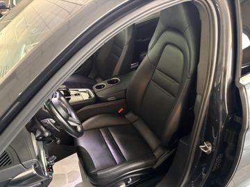 Porsche Panamera - 9