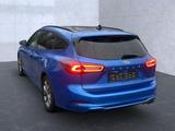 Ford Focus ST-Line Turnier Automatik Sportpaket Navi - : Blau, mit Navigationssystem, Kombi, mit Klimaautomatik