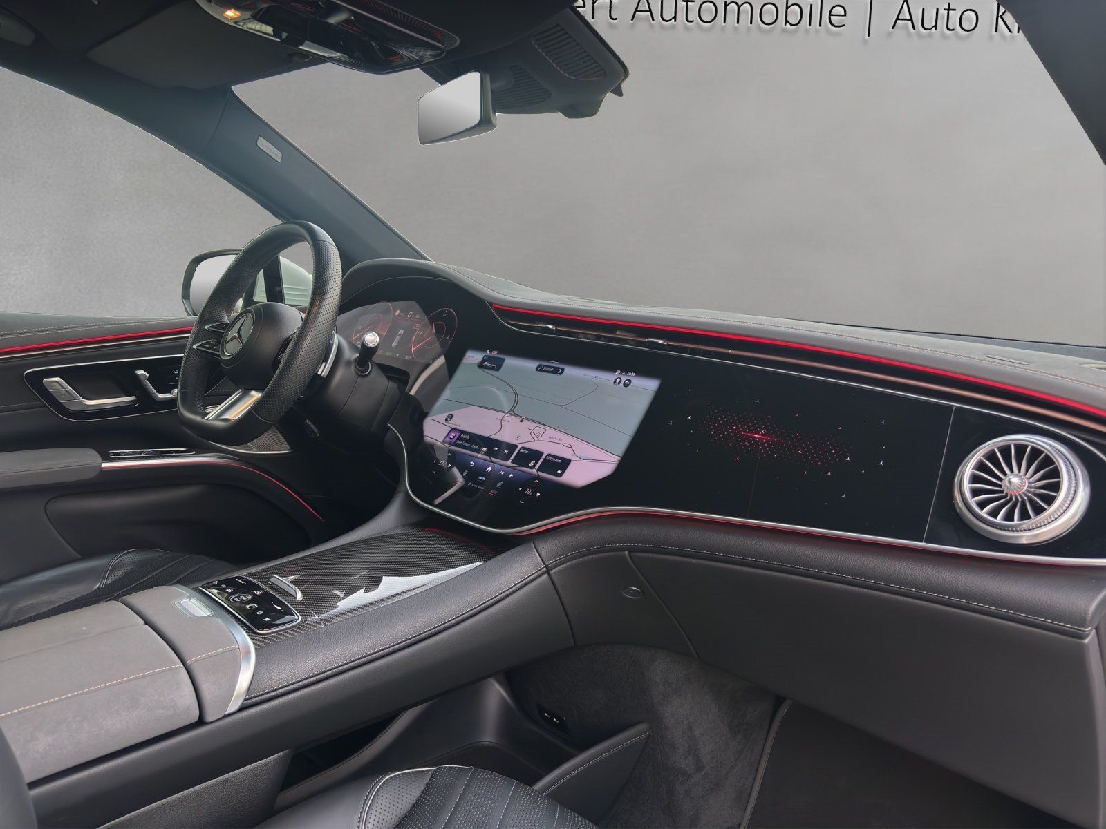 Fahrzeugabbildung Mercedes-Benz EQS 580 SUV AMG Prem+ Nappa Carbon Massage HYPER