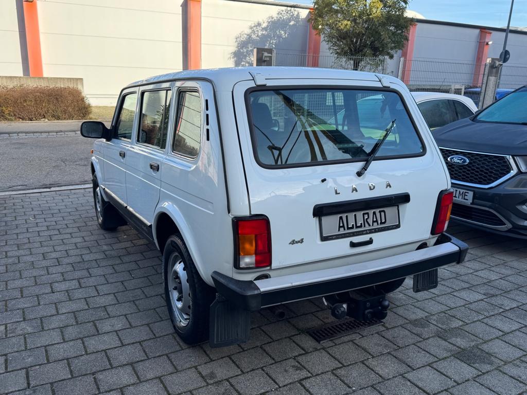 Lada Niva