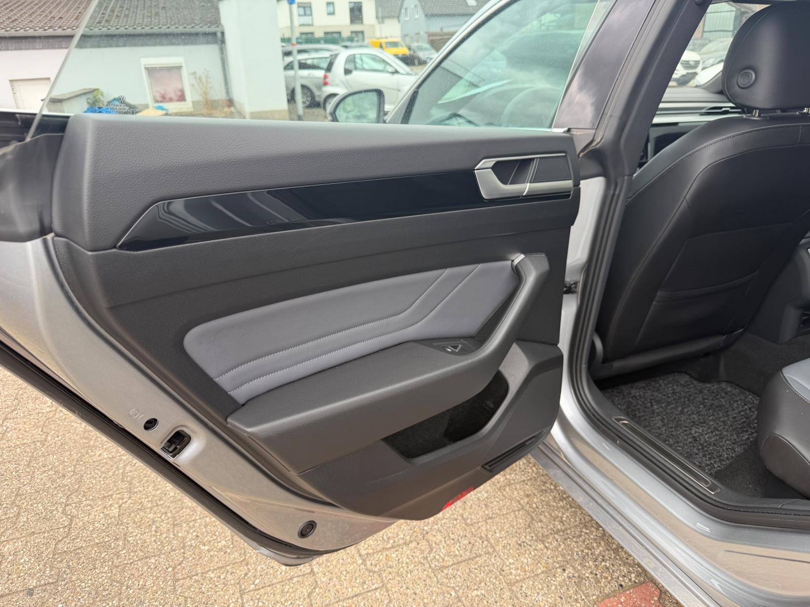 Volkswagen Arteon SB Elegance DSG ACC LEDER NAPPA TRAVEL AS