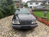 Mercedes-Benz 220 Top Zustand - gebrauchte Mercedes-Benz 220 aus dem Jahr 1994