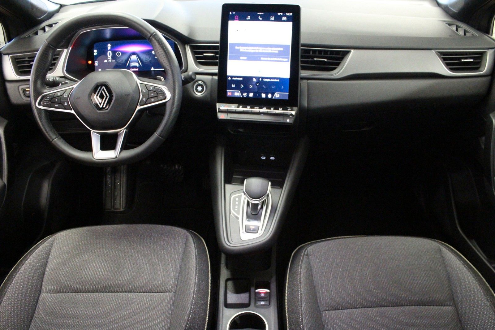 Fahrzeugabbildung Renault Captur Mild Hybrid 160 EDC Techno *Ganzjahresrei