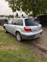 Mitsubishi Outlender  ( 1. Generation) -mi... - gebrauchte Mitsubishi Outlander aus dem Jahr 2005