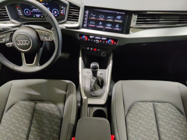 A1 allstreet 35 TFSI S tronic,Kamera,LED,Optik s