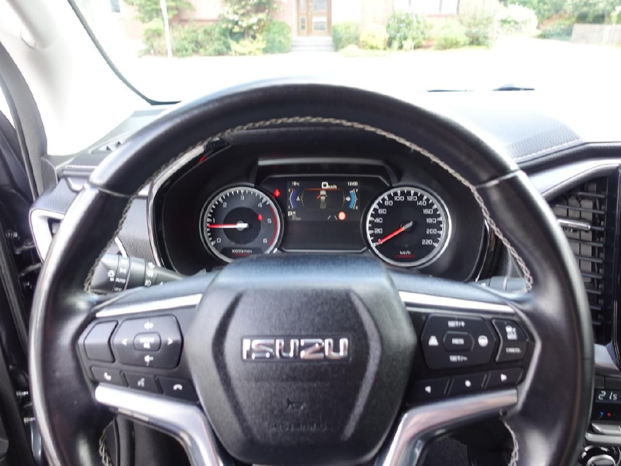 Fahrzeugabbildung Isuzu D-Max Double Cab 1,9 LSE