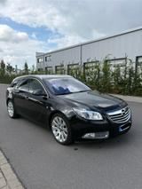 Opel Insignia ST A 2.0 Turbo / Schwarz Metallic - Opel Insignia mit Diesel-Antrieb: Turbo