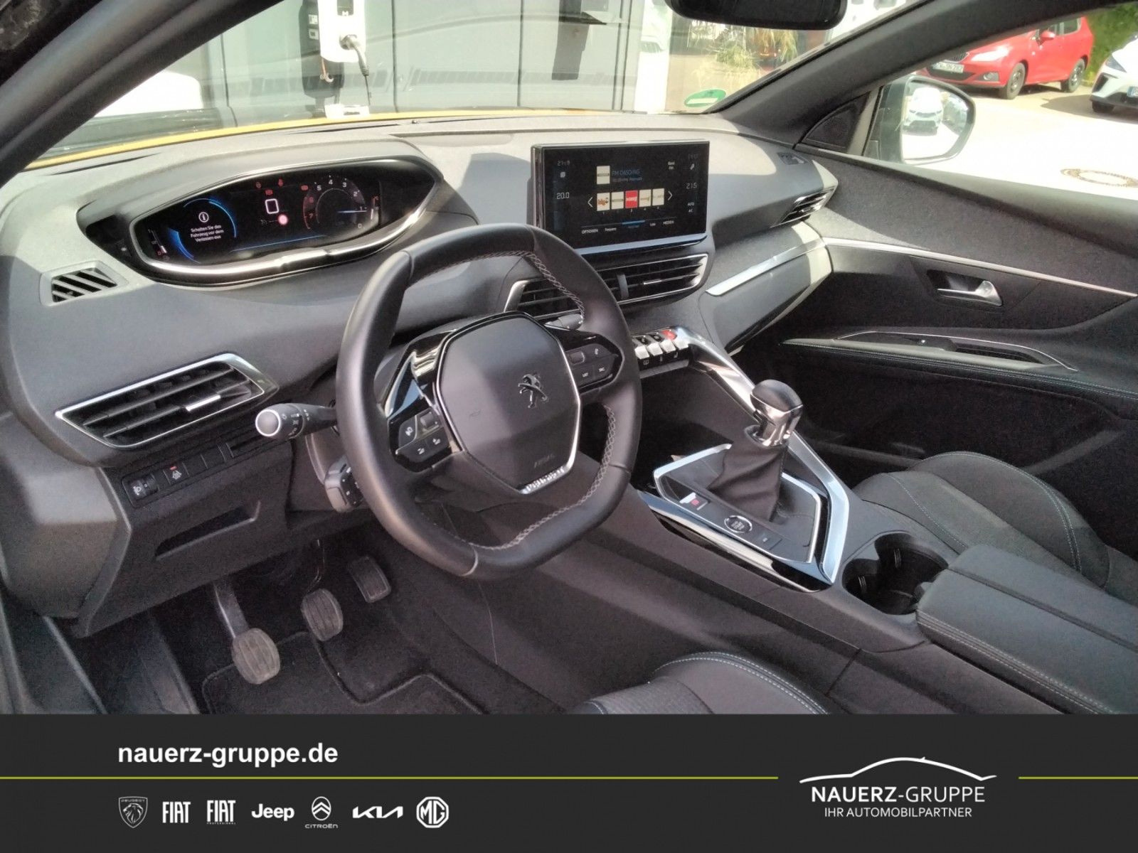 Fahrzeugabbildung Peugeot 5008 Allure Pack - 7 Sitze