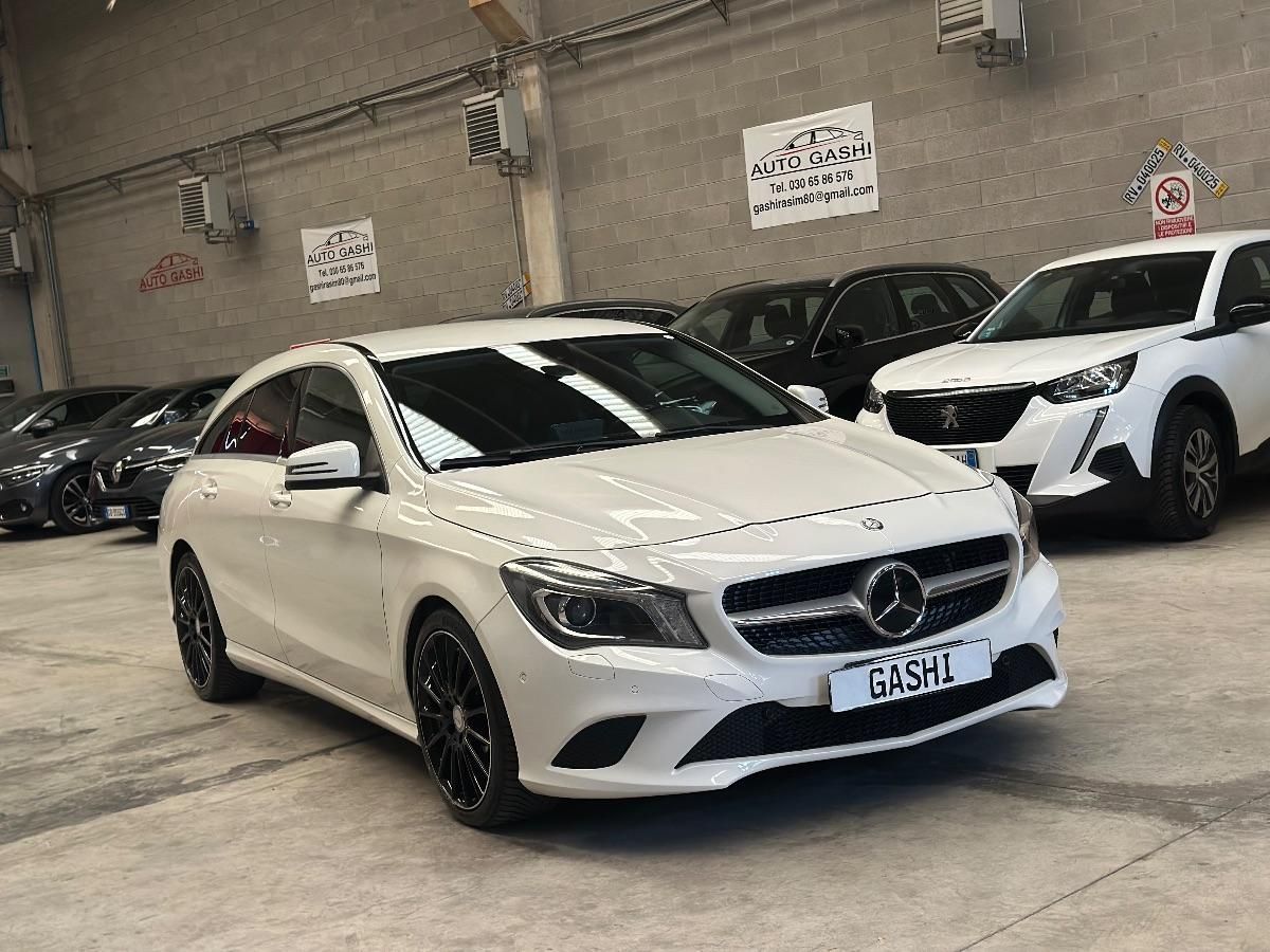 MERCEDES-BENZ CLA 220