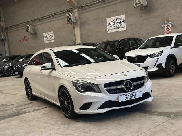 MERCEDES-BENZ CLA 220