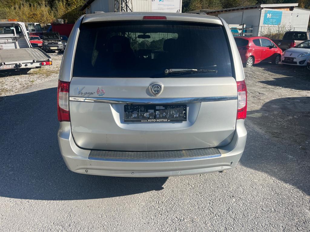 Lancia Voyager