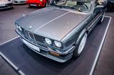 BMW 325 i Cabriolet*Schalter*Deutsch*Historie* - BMW 325 aus 1987: Cabrio, 325i
