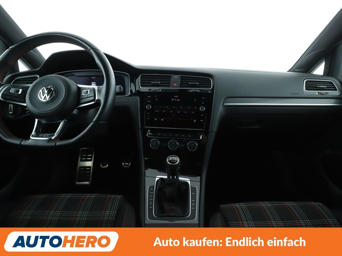 Volkswagen Golf VII 2.0 TSI GTI Performance BMT*LED*ACC*CAM
