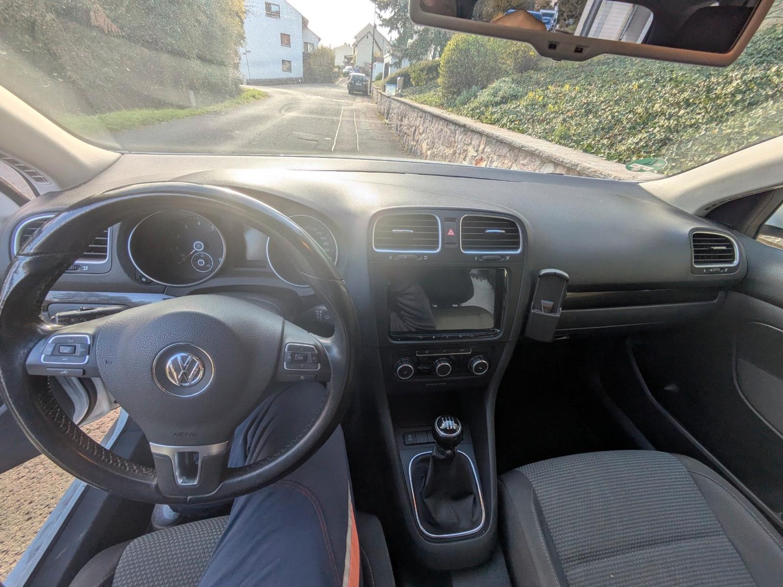 Volkswagen Golf 2010 — photo 7