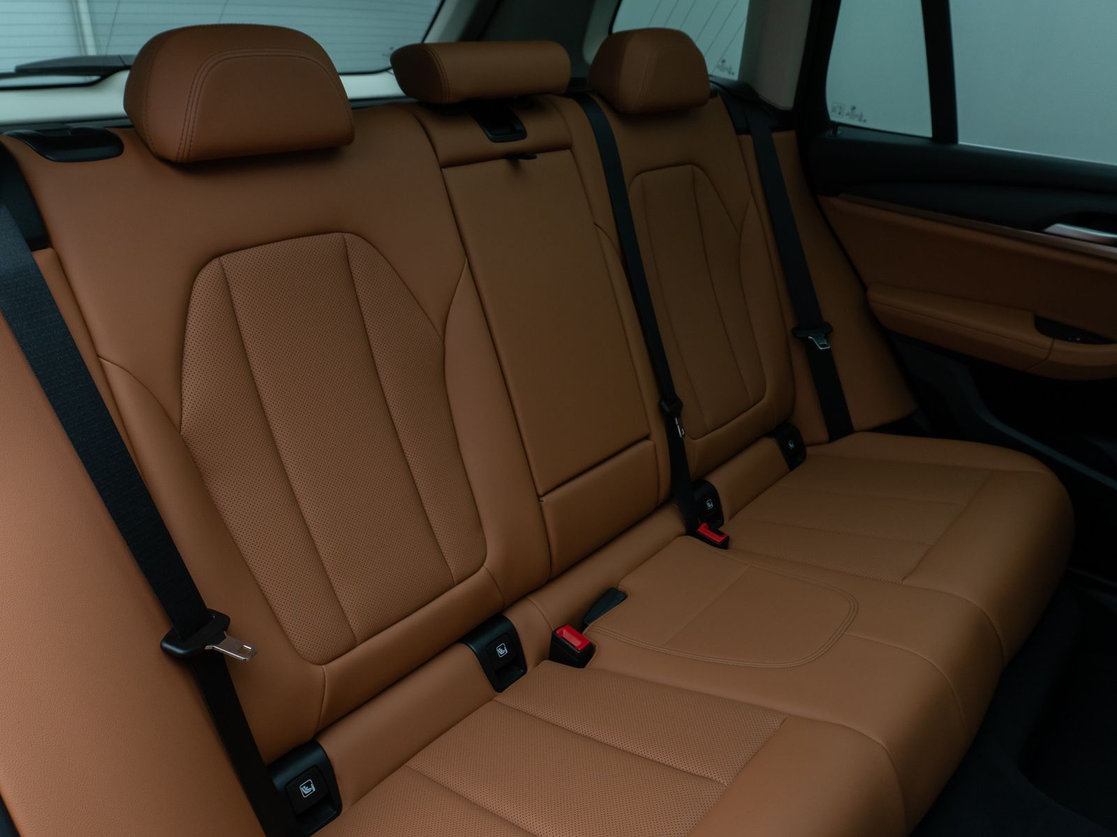 Fahrzeugabbildung BMW X3 xD30e Panorama Kamera DAB AHK DrivingAssist
