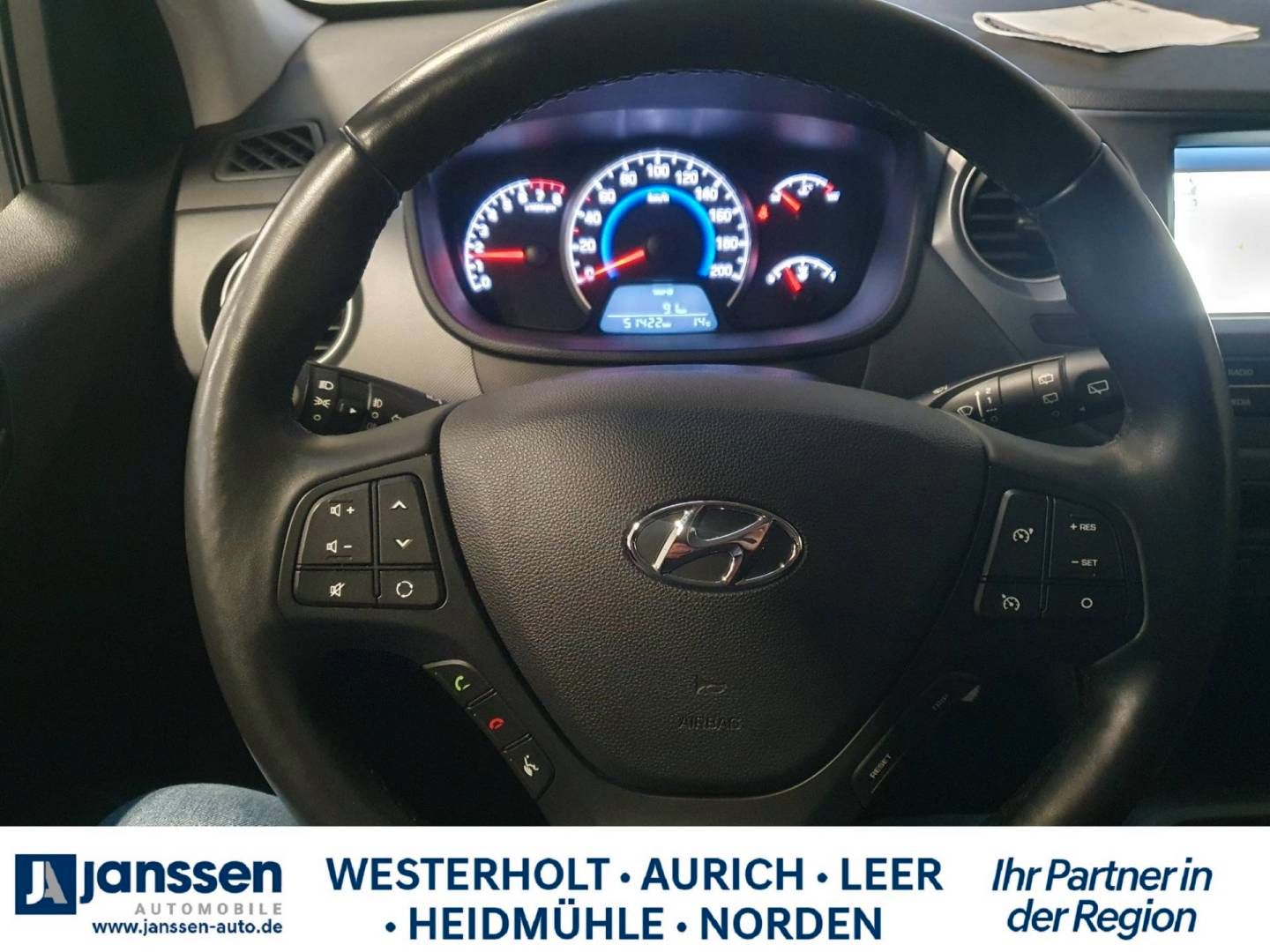 Fahrzeugabbildung Hyundai i10 1.2 YES! Plus