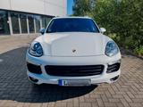 Porsche Cayenne S Burmester Chrono Pano Sitzbel.AHK Voll - Porsche Cayenne Gebrauchtwagen in Leipzig