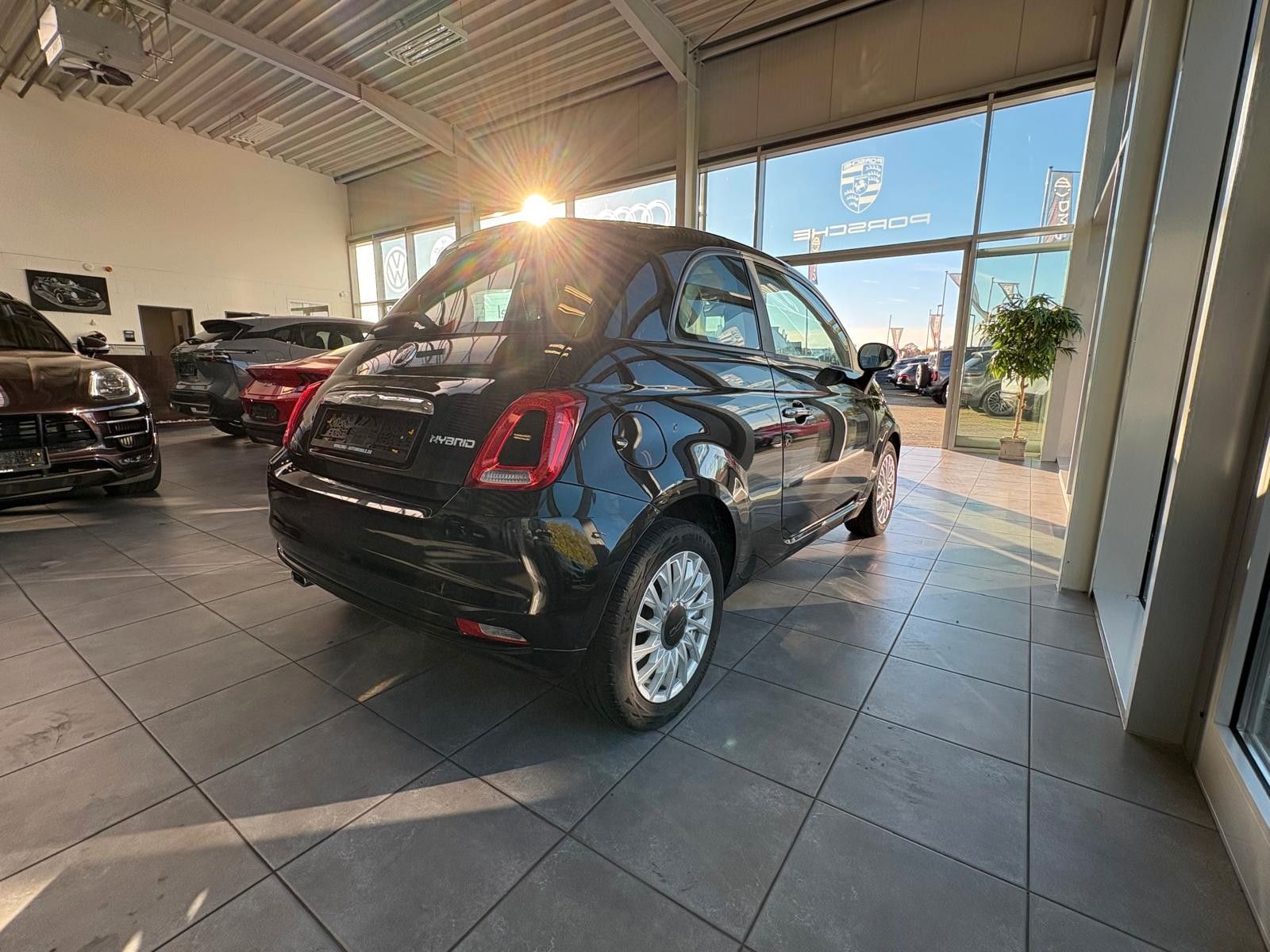 Fahrzeugabbildung Fiat 500 Lounge/Panodach/Alu/PDC