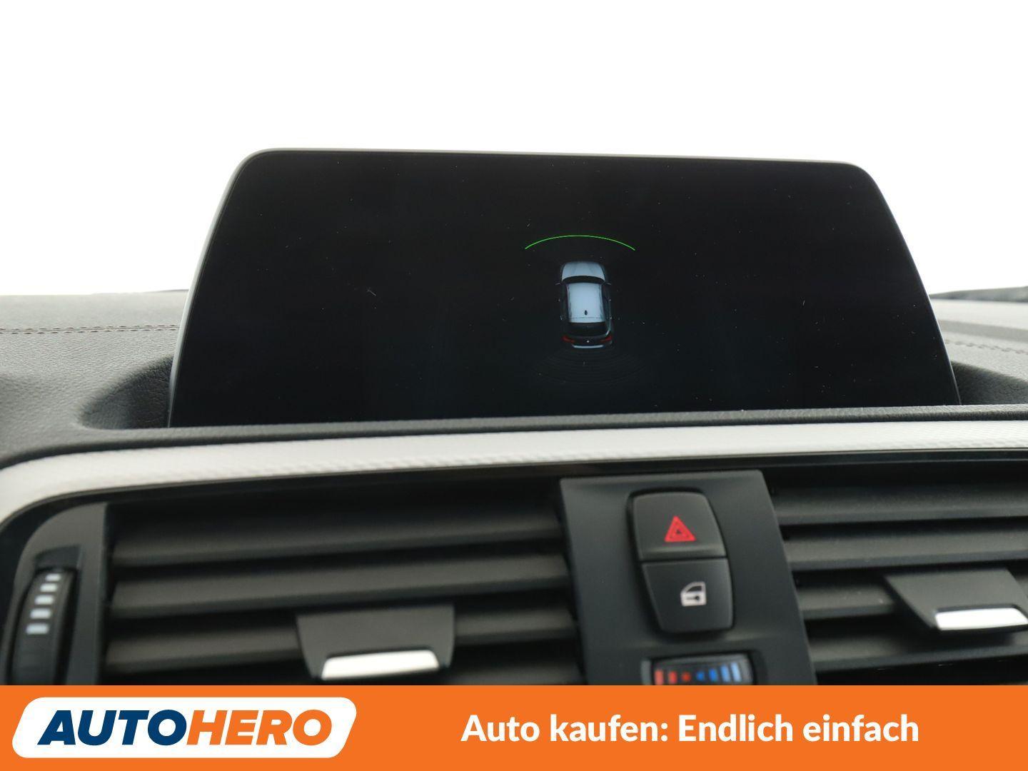BMW 120i M Sport Aut.*NAVI*TEMPO*PDC*SHZ*