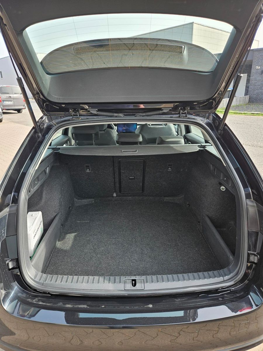 Skoda Octavia Combi 2.0 TDI 110 kW Selection ACC LED foto 8
