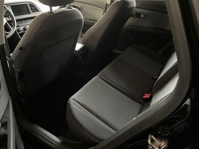 Leon ST Style 2.0 TDI Navi LED Sperrdiff. Apple 