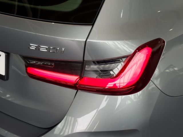 BMW 320 i Touring Memory+Pano+Temp+SHZ+Adapt.LED foto 7
