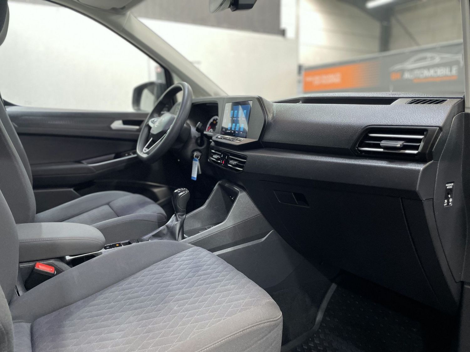 Fahrzeugabbildung Volkswagen Caddy Maxi Live#AHK#Spur#Tempo#PDC#Navi