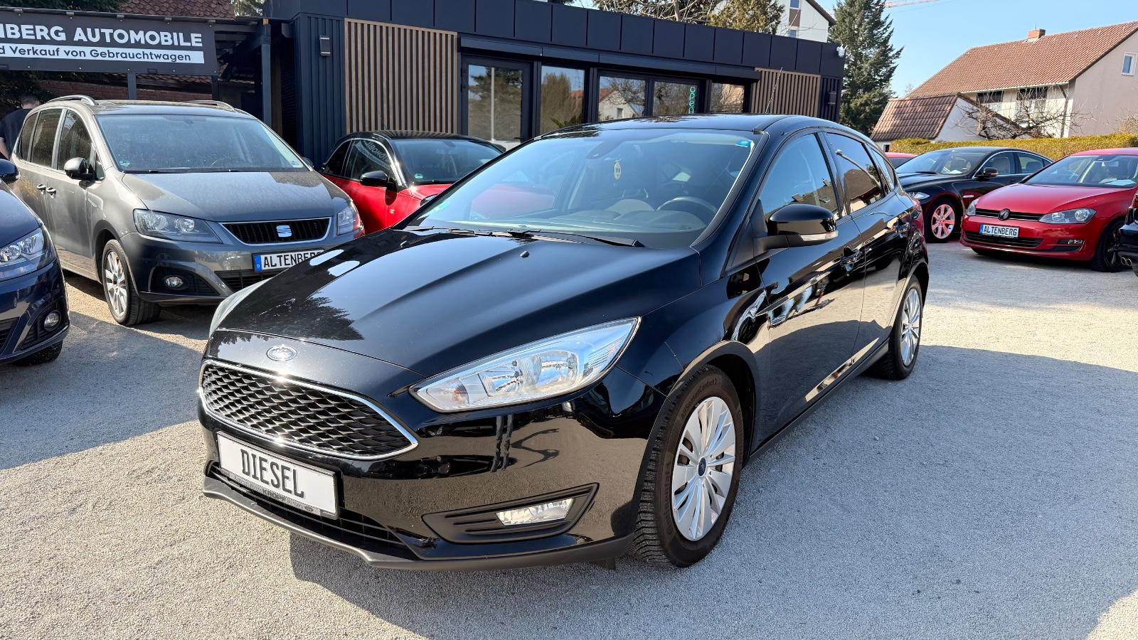 Ford Focus Lim. Business,Navi