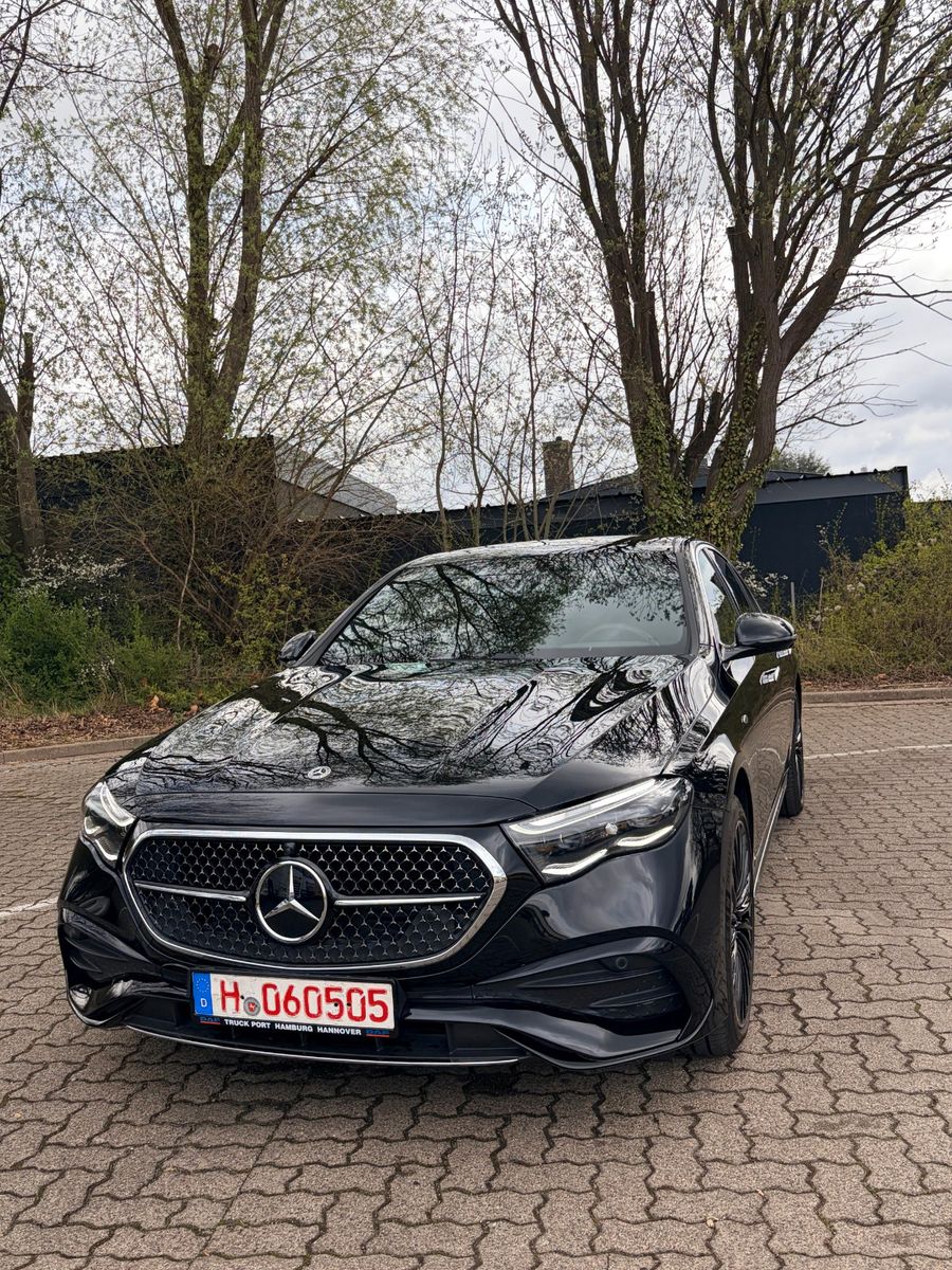 Fahrzeugabbildung Mercedes-Benz Limousine E 300 de 4Matic Edition AMG