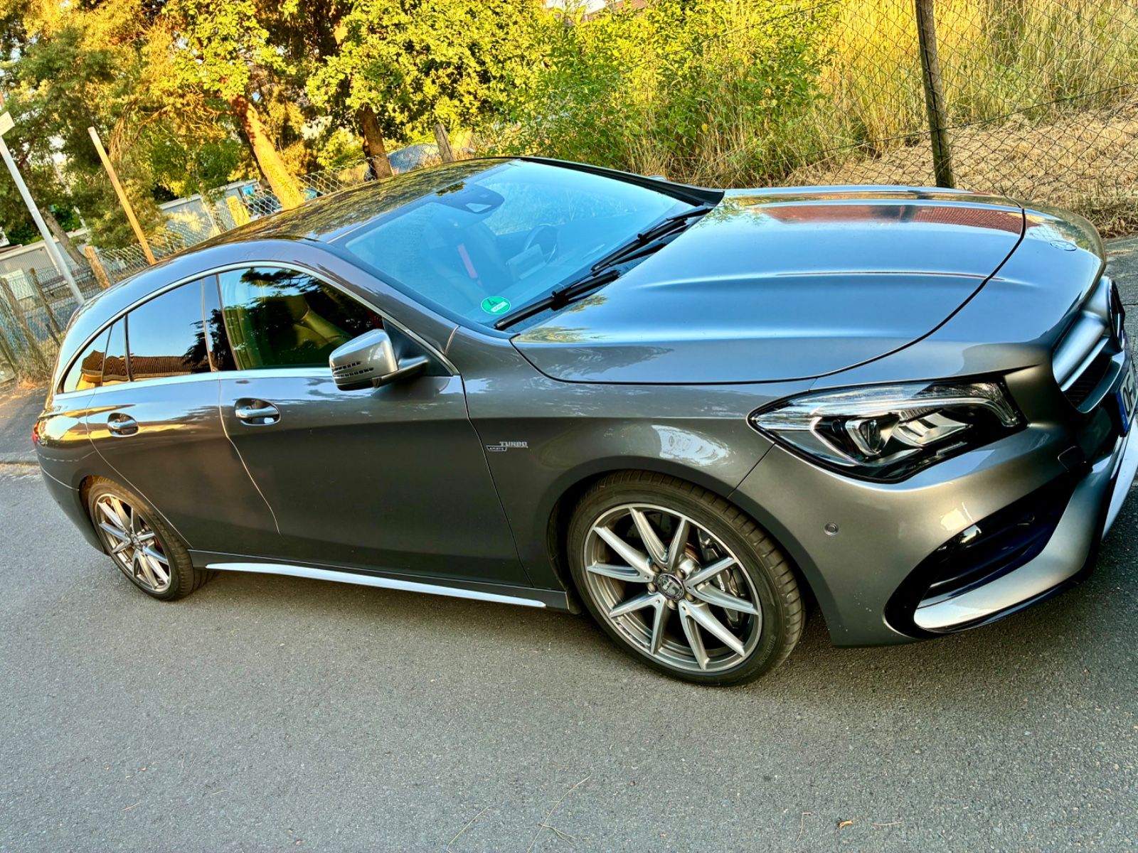 MERCEDES-BENZ CLA 45 AMG Shooting Brake CLA 45 AMG SPEEDSH...